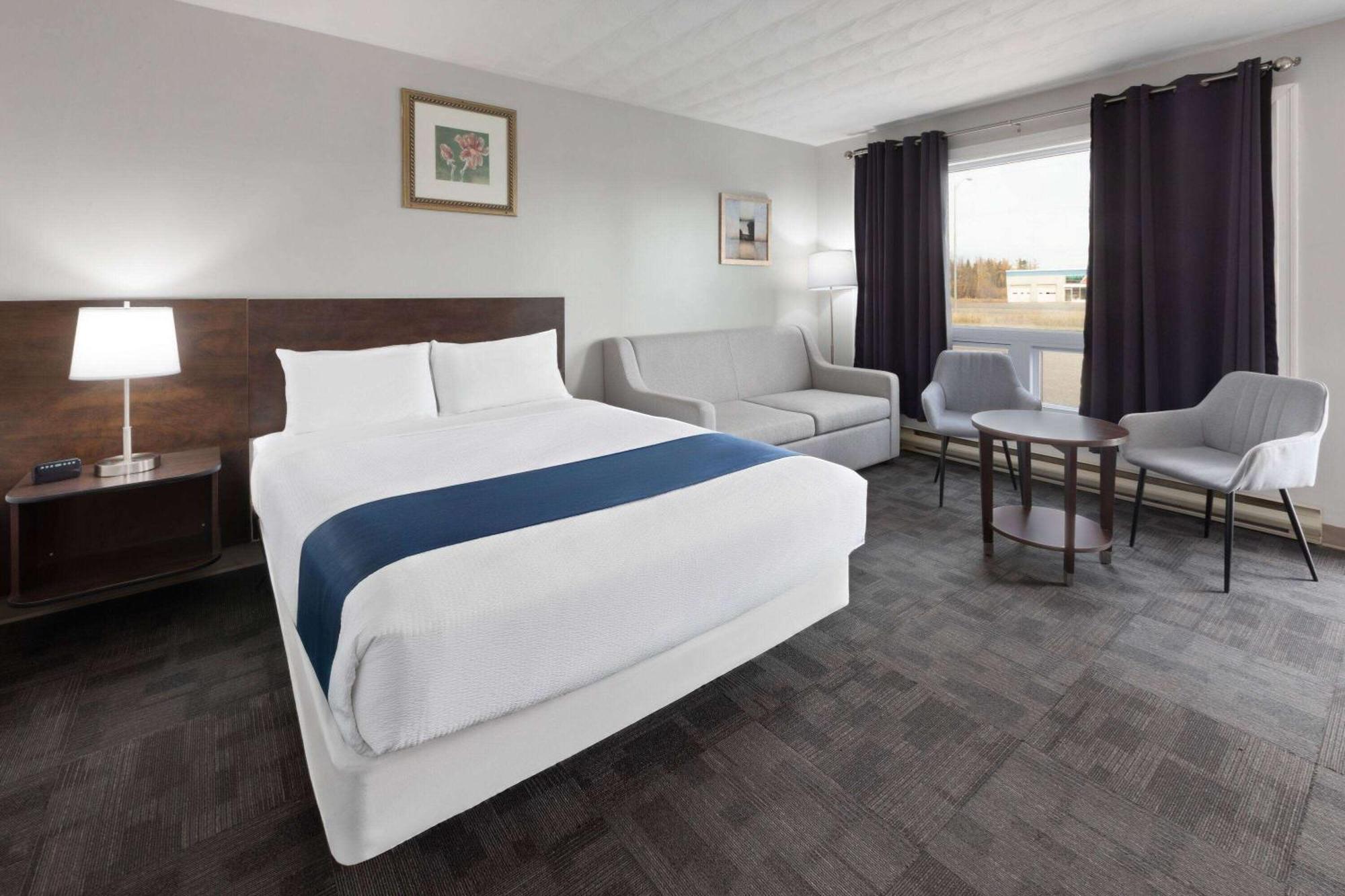 Travelodge By Wyndham Cochrane Ngoại thất bức ảnh